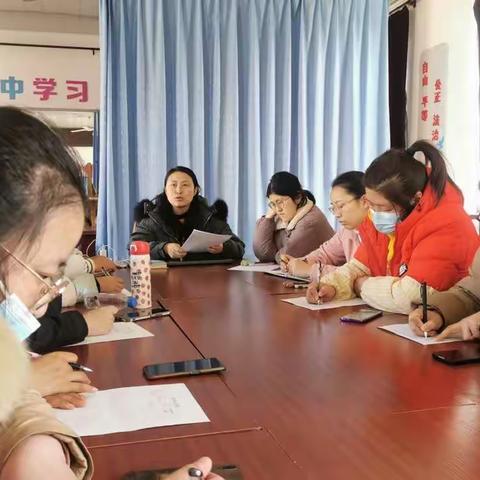 以研促教 相互交流 共同成长——宝山中心幼儿园新学期教研活动