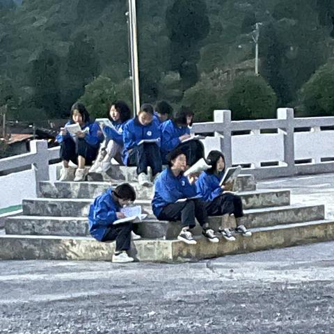 来吧！一起去看天桥中学，去吧！选择天中绝对没错