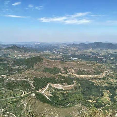 邹城市最高峰——凤凰山