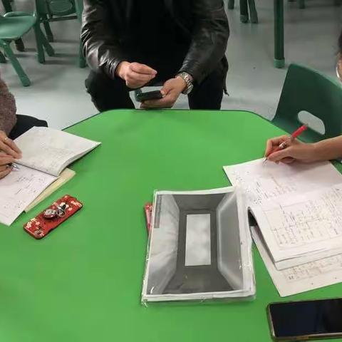 研究促成长 实践出真知——记小学部英语发展日课