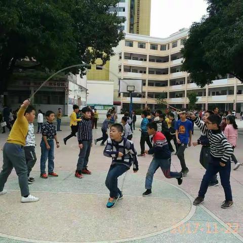 友谊第一，比赛第二！