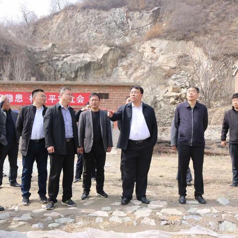 县政府领导到符山铁矿督导检查安全生产及森林防火工作