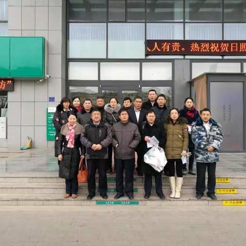 东港支行“一号工程”营销团队在行动……