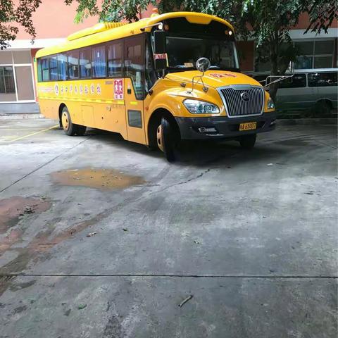 海口华南实验学校小学部第三周值日日记 值周老师王汉慨 涂小芳