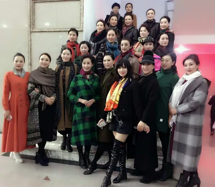 艺术指导张晓岚