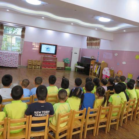 【多彩五色土】中三班——开学第一课