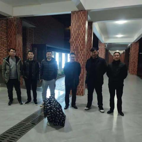 筑牢安全防线，共创平安宿舍—甘甜中学安全隐患大排查