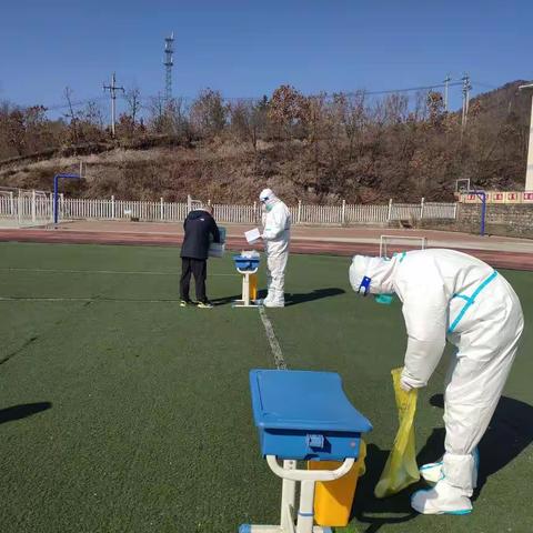守护校园防疫线——雅河小学开展复课前师生核酸检测工作
