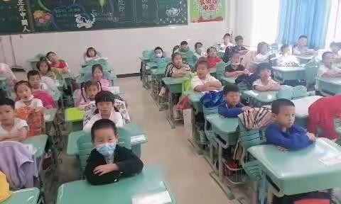 我是小学生啦—橡树湾小学小幼衔接适应教育之身心适应（一）