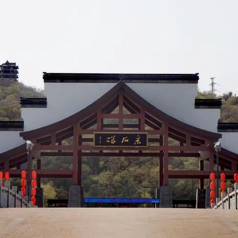 一代诗仙捉月地
