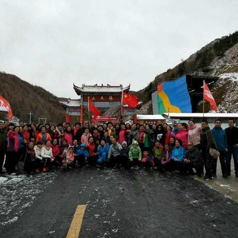 重阳节徒步苏木山――察右前旗徒步群