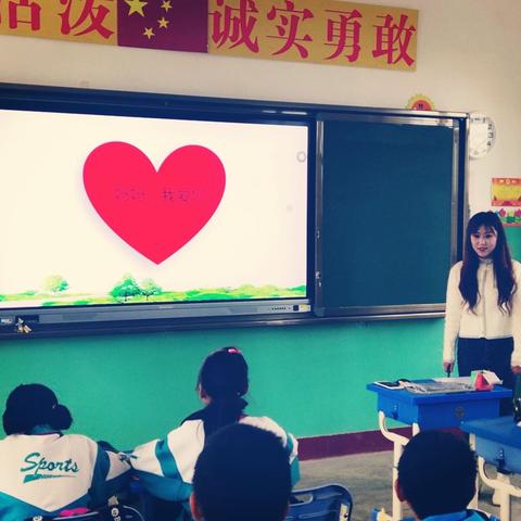 名师示范     骨干引领，聚焦问题     谋求发展，和政县闵家小学教师专业技能培训活动纪实