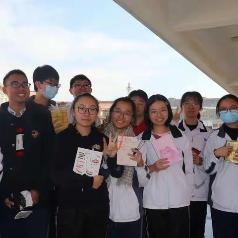 锦翼伏季待翱翔，少年拼搏显锋芒