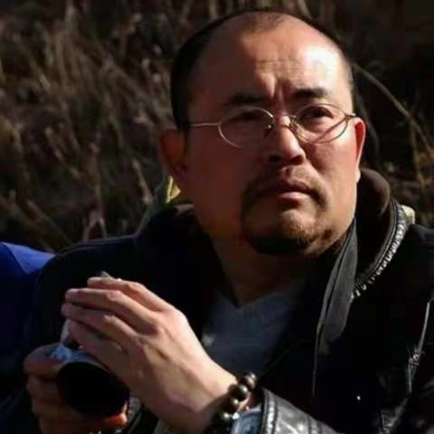 中国新彩墨艺术家钟山石先生作品欣赏