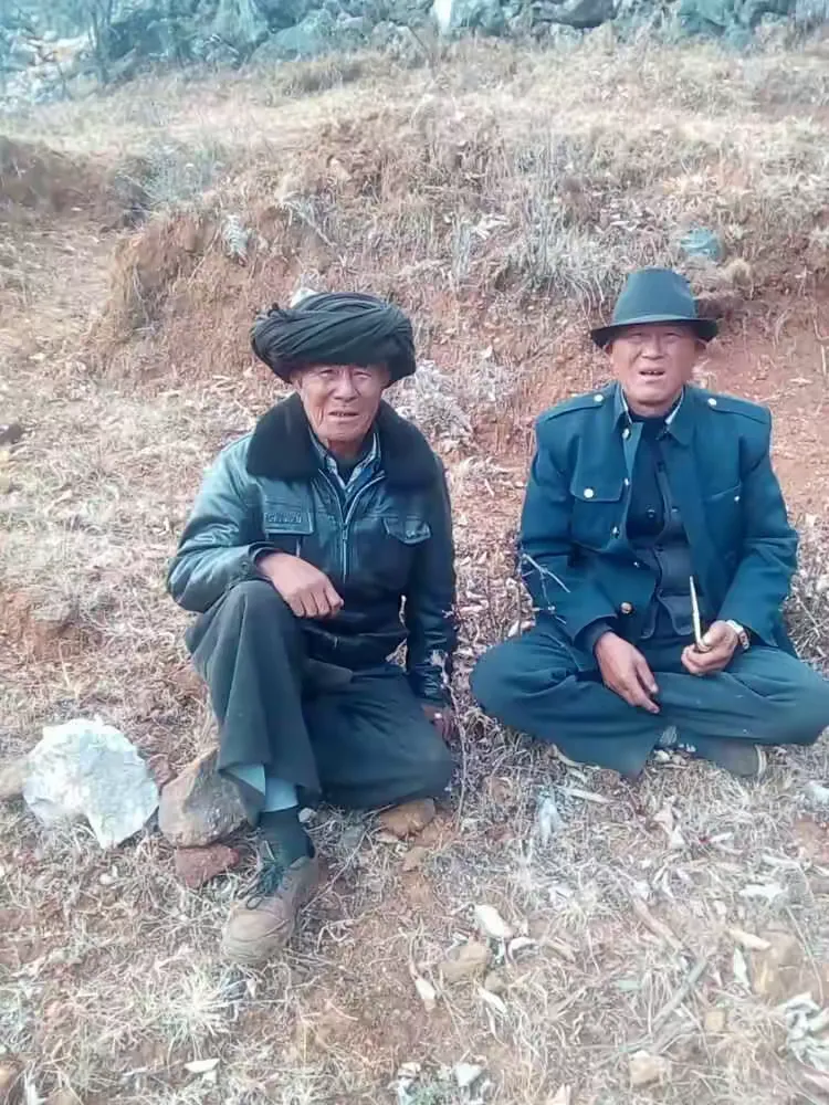 我家爷爷俩兄弟老了