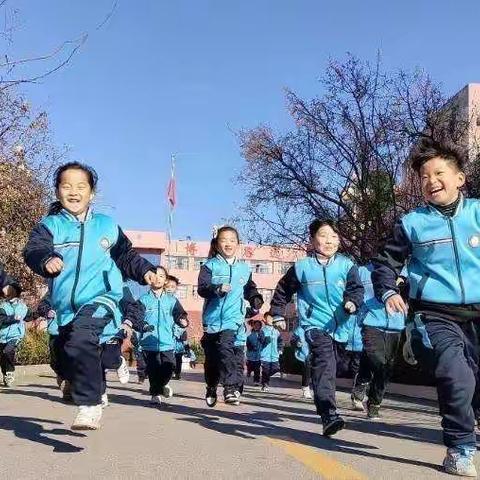 线上课堂亦精彩，静待春暖又花开——华澳小学三年级线上教学