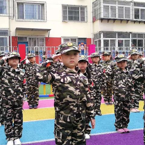 方舟教育“少年兵王”国防教育军警课开课啦！