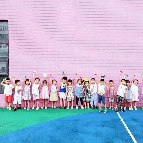 小可爱与小领带😂😂