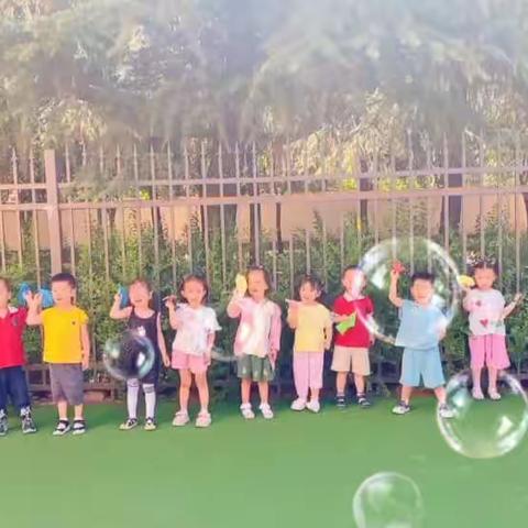 大秦幼儿园小六班6月份精彩回顾