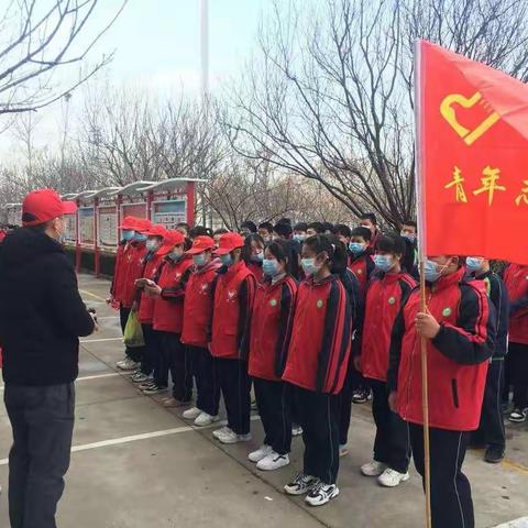 青春心向党，潍城经济开发区中学学雷锋志愿者行动