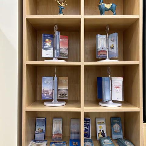 重庆银行成都崇州支行积极开展打击非法使用人民币图样和非法买卖流通人民币宣传活动