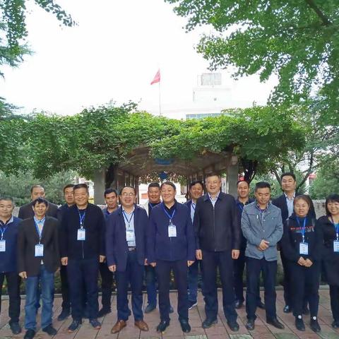 代表委员进校园 携手共进谋发展——引镇街道“两代表一委员”进校园视察指导教育工作