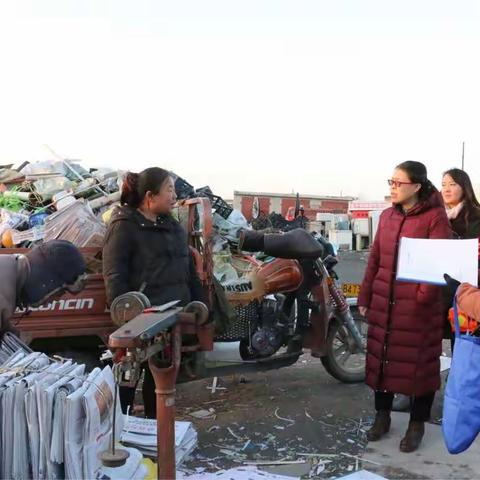 百灵社区党委书记于永新带队开展节前安全生产大检查