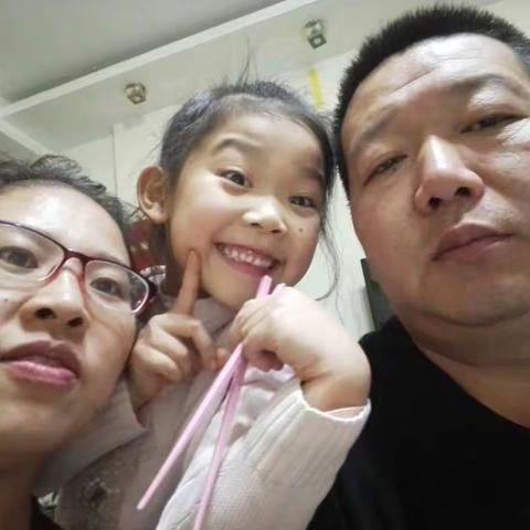 2017年幸福的生活积累着孩子的点点滴滴。