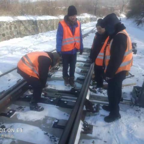 “一招一式”之道岔适应性调整实作演练