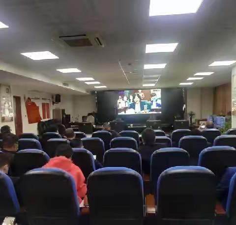 中牟县组织收听收看全省秋冬季重污染天气联防联控电视电话会并召开大气污染防治攻坚第19次调度会