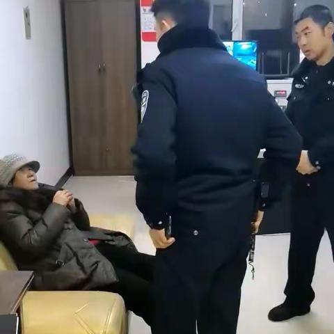 寒夜里的暖心事