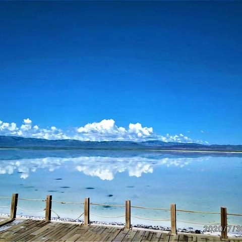 大漠孤烟直，一路向西北。