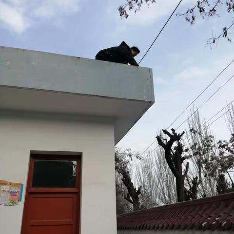 铲雪除冰迎开学，不忘初心暖校园—— 陇西县安家门小学开学前清扫积雪活动