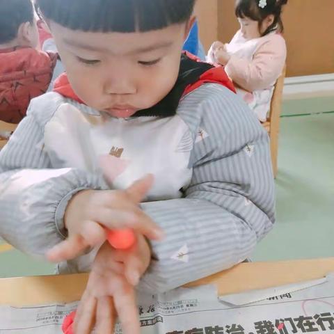 健坤小荷幼儿园庆活动进行中