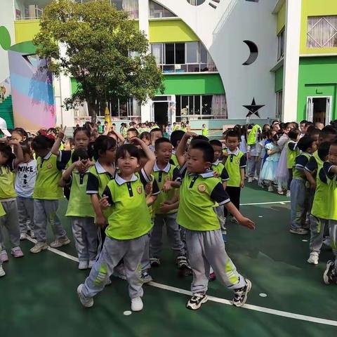 致童年，拾童趣”——沾益区第一幼儿园中二班六一儿童节美篇