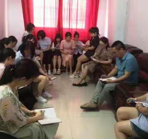 情系幼儿   爱在家访