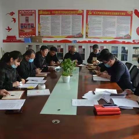 发挥先锋模范作用，践行为民服务宗旨—扣庄中学党支部开展3月份主题党日活动