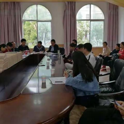 深入基层，落实改革——县委办常务副主任丁献文到匡远社区验收产改工作