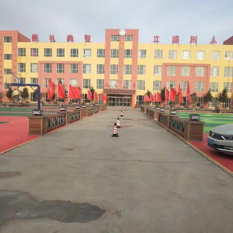 新农小学春季“防风、防火、防砸伤”安全教育