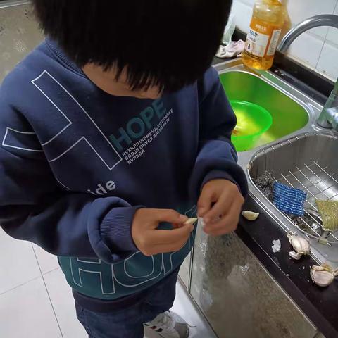 新乐市民生街小学三（4）班王春涵“日行一善”美篇