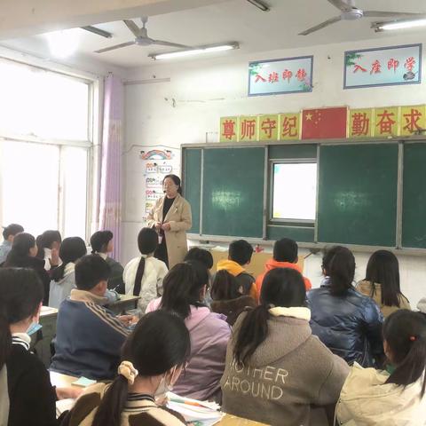 春意盎然话教研，动手动脑获新知——苗口小学数学教研活动