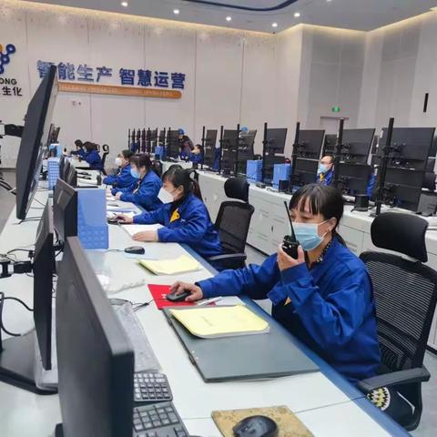 劳动竞赛战鼓响，拼搏努力正当时。