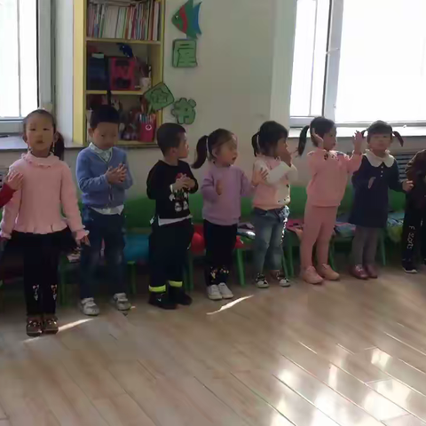 ABC外语幼儿园中二班9⃣️月份音乐律动