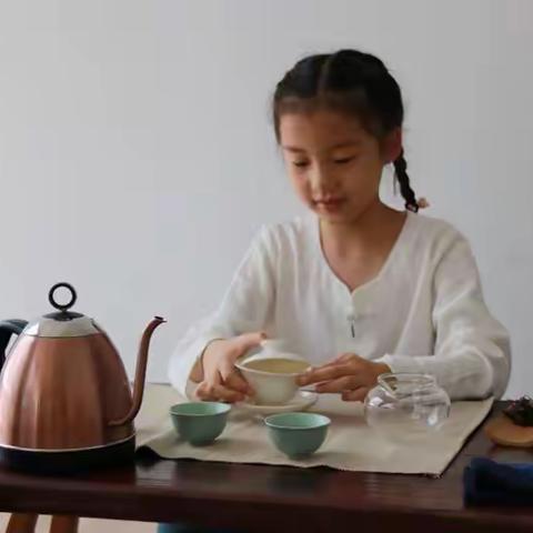 茶韵一室香