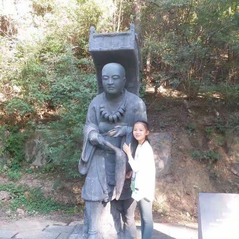 佛即在世间，佛在心中
