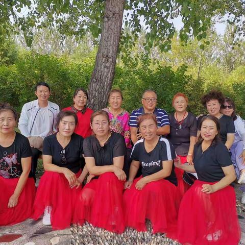 绥棱植物园一日游