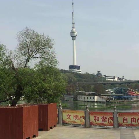 春暖花开迎复工