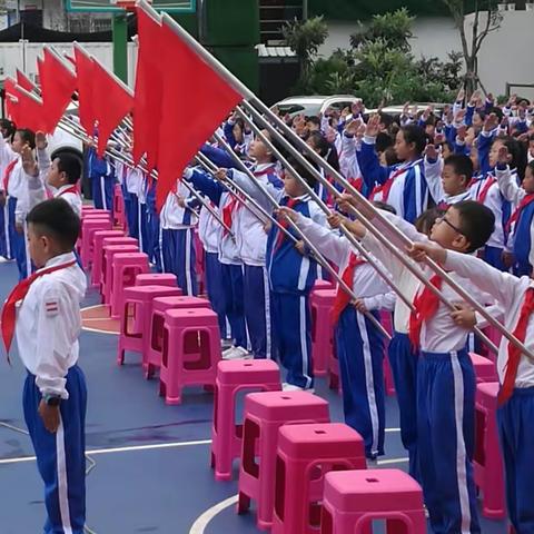 学习新队章    做好接班人——书林一小福海校区大队活动