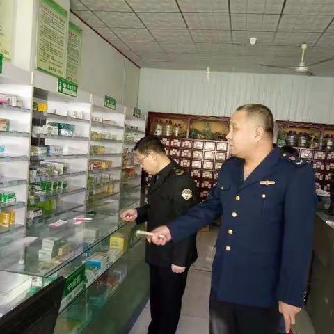            蠡吾市场监督管理所严厉整治药品违法违规行为，为群众健康安全保驾护航