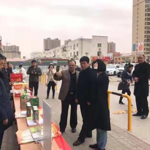 “品质消费 美好生活”蠡县市场监督管理局、蠡县消费者协会、蠡吾市场监督管理所开展315大型宣传咨询服务活动